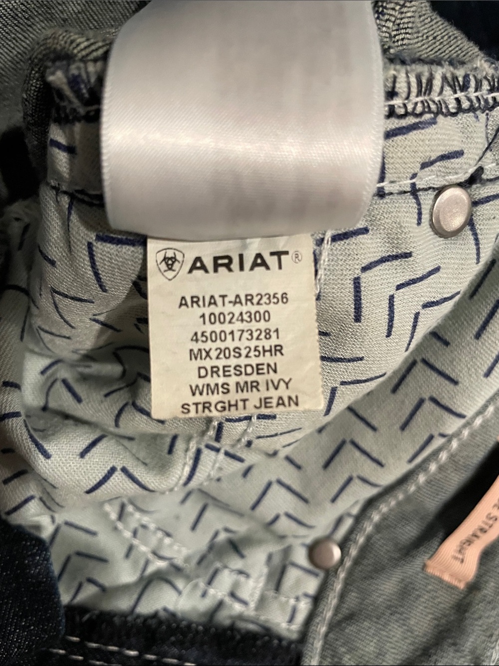 Ariat Women's “Ivy” Mid-Rise Straight Leg Jeans 27R - Picture 5 of 5